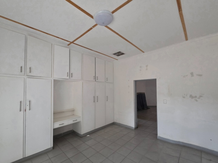 4 Bedroom Property for Sale in Kakamas Northern Cape